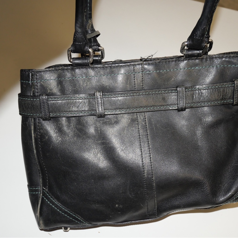Coach - Picture 4 of 5